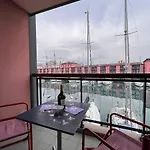 Joivy Oreste S Apartment