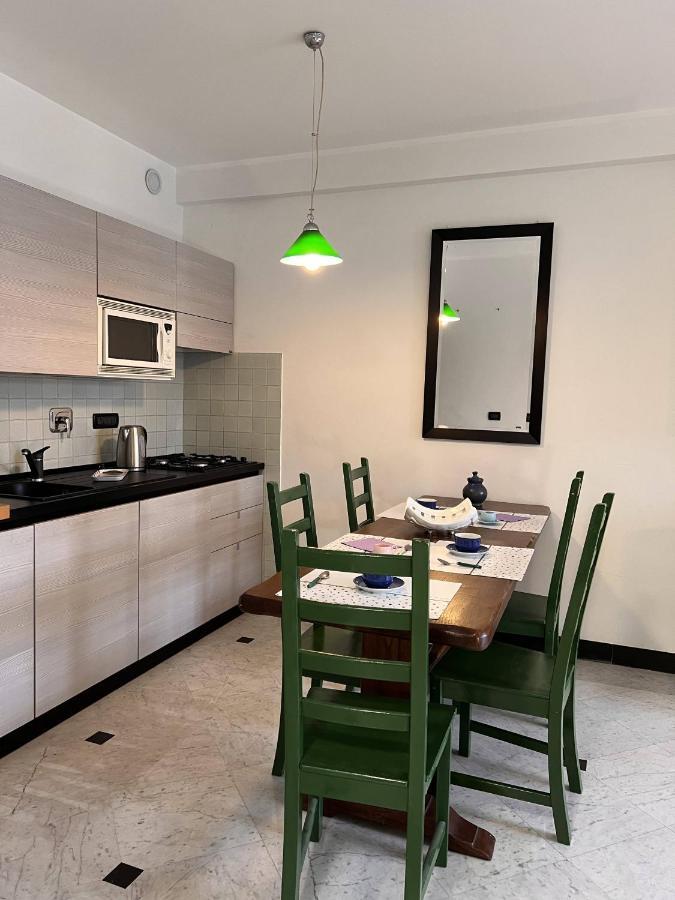 Joivy Oreste S Apartment
